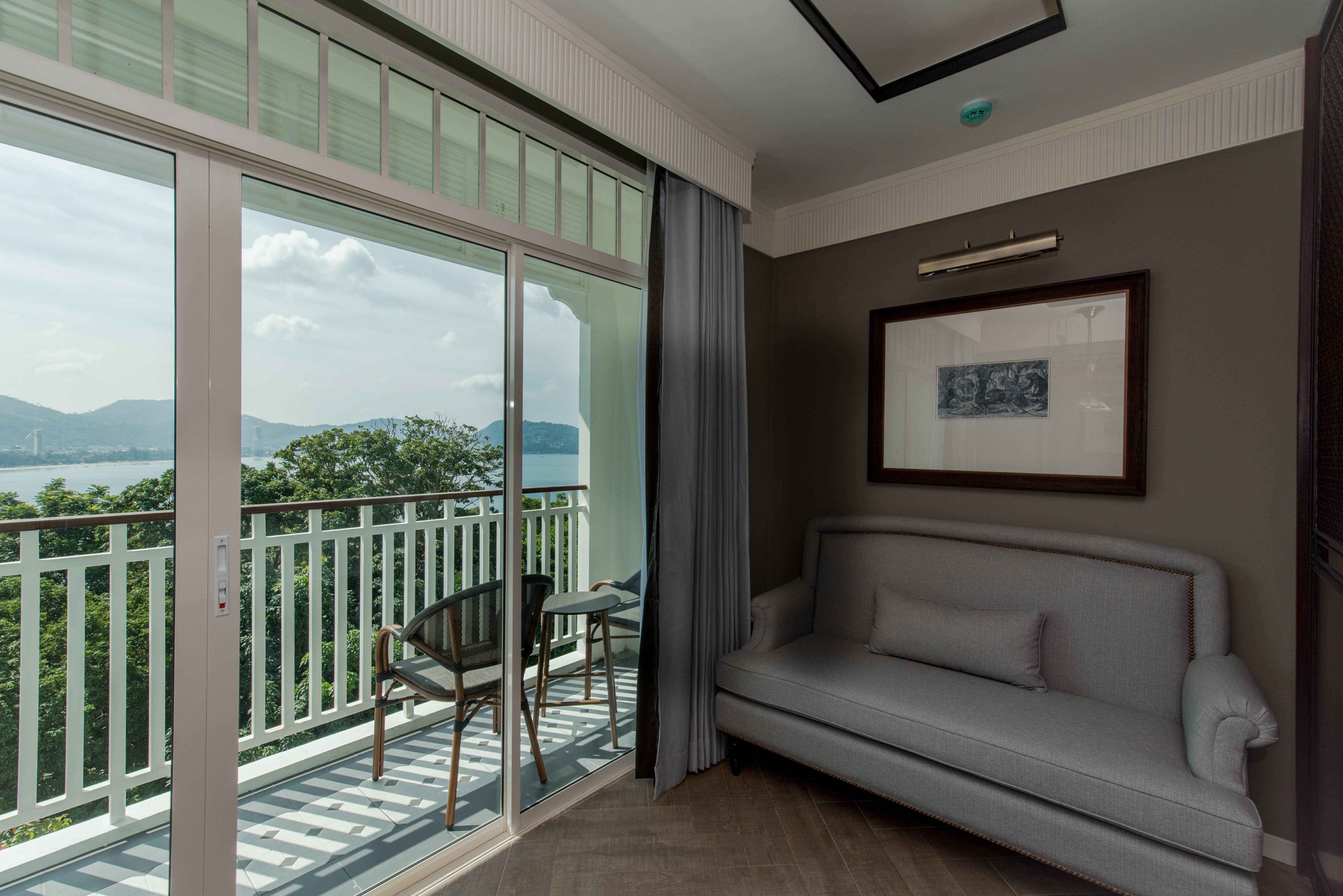 Marina Gallery Resort-Kacha-Kalim Bay - Sha Plus Patong Exterior foto A room at the hotel